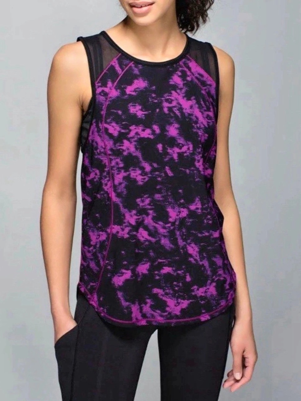 Lululemon Sculpt Tank Breezie Regal Plum Black Pink Mesh Run Workout Top Size 8